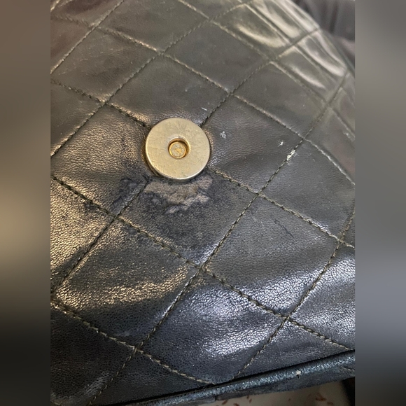 SOLD!!!Authentic Chanel single flap - Picture 8 of 16